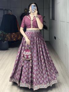 ผ้าเครปผ้าไหมที่ดูงดงามพิมพ์ลาย ajrakh lehenga choli แฟชั่นสำหรับผู้หญิงจาก Surat - Product Image 6