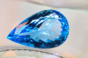 Naturel pour Topaze Bleue Pierre Précieuse Poire Coupe Facettes Semi Précieuse Top Grade Aini Gems - Product Image 6