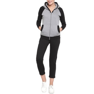 Conjunto Deportivo de Forro Polar con Capucha para Mujer, Tendencia 2026, Servicio OEM, Personalizable con Logotipo, Invierno, Totalmente Personalizable - Product Image 1
