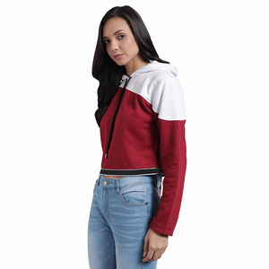 Sweat-shirt à capuche pour femmes personnalisé Crop Top avec logo avant pour l'hiver - Product Image 3