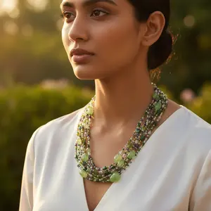 Collar de Moda con Cuentas de Piedras Preciosas Verdes para Mujer, Joyería en Capas - Product Image 2