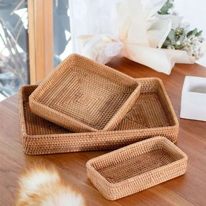 Vente en gros de plateaux à fruits ronds traditionnels en rotin naturel faits à la main de différentes tailles plateaux de service en rotin personnalisés plateaux de décoration intérieure - Product Image 2