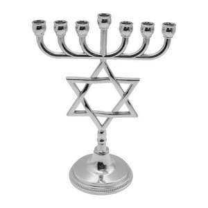 Menorá de Metal Moteado en Oferta para Hanukkah, Acento Azul, Portavelas Moderno Único para Decoración Navideña - Product Image 3
