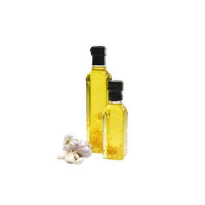 Huile essentielle d'ail de qualité supérieure de l'exportateur indien Taille d'emballage personnalisée Utilisations multi-types pour l'huile de support de cheveux - Product Image 1