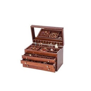 Caja de almacenamiento de madera hecha a mano única caja de almacenamiento de diseño muy único con trabajo de tallado - Product Image 4