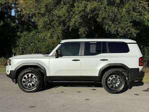 รถยนต์โตโยต้าแลนด์ครุยเซอร์ ปราโด SUV มือสองสภาพดี - Product Image 6