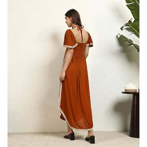 Robe longue décontractée d'été Deebaco pour femme en rayonne, style bohème, avec détails contrastants, col licou cœur, manches courtes, coupe classique, dentelle - Product Image 4