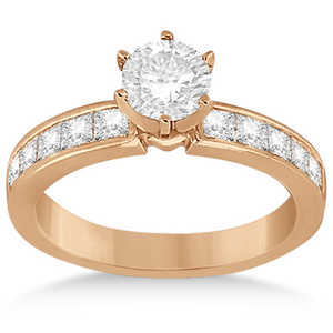 Anillo de Compromiso y Conjunto Nupcial de Diamantes Princess de 1.10ct en Oro Rosa de 18K - Product Image 4