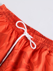 Conjunto de verano para hombre, conjunto informal ligero de dos piezas | Camiseta de manga corta de poliéster 100% de colores personalizados con estilo transpirable - Product Image 4