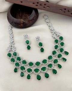 Luxury Zircon & <b>Emerald</b> Bridal <b>Set</b> Royal Diamond & <b>Emerald</b> <b>Set</b> Vintage Glamour Necklace For Women and Girls For Special Occasion - Product Image 5