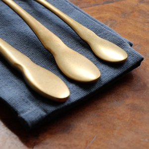 Juegos de Cubiertos Modernos de Acero Inoxidable al por Mayor, Chapados en Oro Espejo para Hostelería, Catering y Bodas, Alta Calidad y Sostenibles - Product Image 4