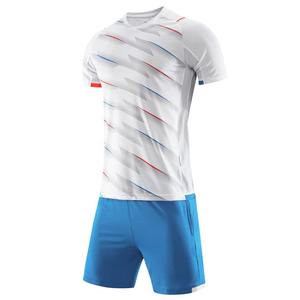 Maillot de football personnalisé rouge de haute qualité pour homme, respirant, écologique, séchage rapide, 100 % polyester, tenue de sport pour équipe - Product Image 4