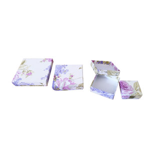 Scatole Quadrate di Carta per Bomboniere - Product Image 1