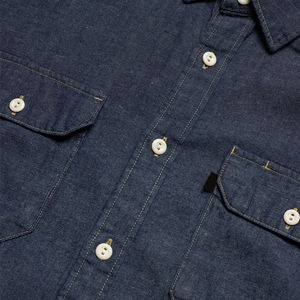 Chemise en jean à manches longues, couleur unie, respirante, boutons recouverts, durable, confortable, décontractée, vente en gros - Product Image 5