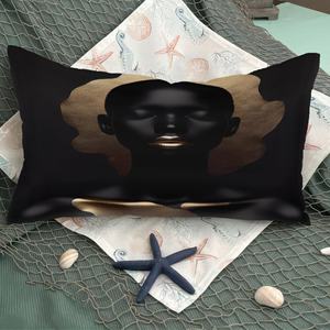 Cojín Decorativo de Lujo con Estampado de Labios Dorados en Negro y Dorado, 12"x24" - 30x60 cm - Product Image 4