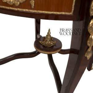 Mesa Auxiliar Redonda de Lujo con Marquetería Floral Incrustada y Detalles Ornamentales de Latón Dorado para Decoración Interior de Hogar Clásico - Product Image 6