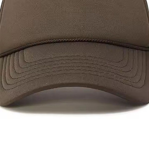 Gorra Trucker Unisex de 6 Paneles Negra con Logotipo Bordado Personalizado, Visera Curva, Deportiva, Casual, para Esquí, Ciclismo, Tejido de Malla - Product Image 6