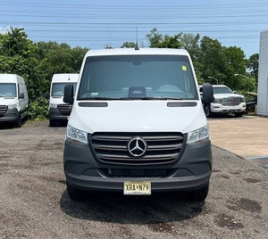 Mercedes-Benz Sprinter 2500 144 Crew SUV RWD Diesel Automatique 2024 - (Occasion - Excellent État) Démarrage à Distance Bluetooth - Product Image 1