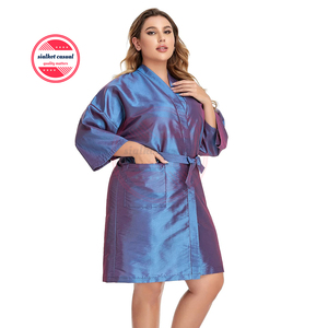 Bata profesional de poliéster para clientes de Spa, bata de poliéster de alta calidad con logotipo personalizado para salón y Spa - Product Image 1