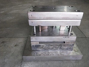 Fourniture en gros d'outils de presse durables et robustes pour la production de pièces automobiles et électriques disponibles à un prix raisonnable - Product Image 3