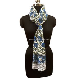 Vente en gros de luxe 100% coton indien imprimé en bloc Hijab écharpe châle dernier design large femme étole en coton forme carrée W - Product Image 1