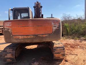 Excavadora sobre orugas japonesa Hitachi, excavadora usada a la venta en el mercado de Japón - Product Image 3