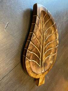 Porte-encens en forme de feuille en bois sur mesure idéal pour l'aromathérapie et les magasins à domicile pour la revente - Product Image 4