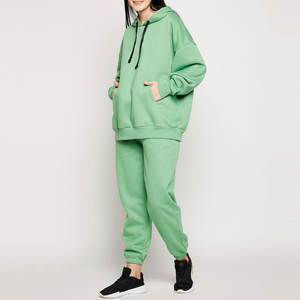 Vente en gros de survêtements pour femmes, personnalisés, à capuche, coupe ajustée, de haute qualité, écologiques, logo personnalisé, vente d'usine - Product Image 2