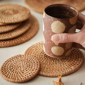 Diseño de tendencia, alfombrilla para mesa de comedor, posavasos de yute tejido a mano resistente al calor, alfombrillas bordadas para café, manteles individuales de lino de yute de ratán - Product Image 3