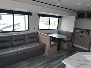 Nouveau 2026 Jayco Jay F-l-i-g-h-t S-l-x- 262RLS - Product Image 5