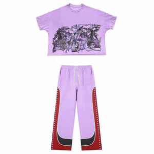 Ensemble de survêtement deux pièces élégant avec t-shirt en coton à logo personnalisé et pantalon de jogging pour le sport, la salle de sport et la mode urbaine unisexe - Product Image 1