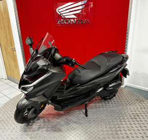 100 % REMISE Nouvelle moto NSS Forza 125 2026 disponible à la vente - Product Image 4