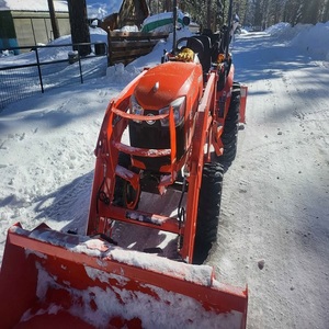 Tracteur compact Kubota B2650 de qualité supérieure avec des performances puissantes pour l'agriculture et l'aménagement paysager Acheter maintenant avec livraison rapide - Product Image 5