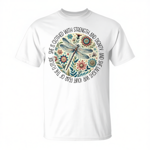 T-shirt promozionale a tema libellula 'Ella è vestita di forza e dignità' - Product Image 2