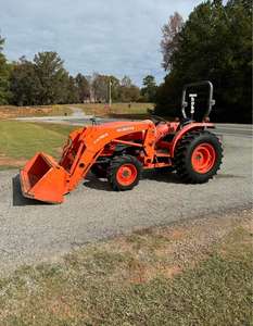 Tractor diésel Kubota 4WD para agricultura LA1154 Tractor Kubota 4WD para agricultura - Product Image 2