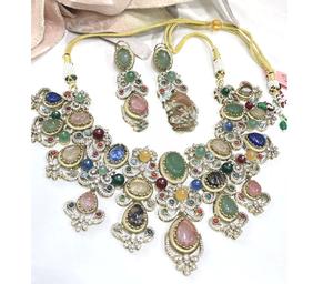 ชุดสร้อยคอพร้อมต่างหูดีไซน์ทันสมัย คุณภาพสูง ทำจากทองเหลืองชุบทอง เหมาะสำหรับงานแต่งงาน งานหมั้น และสวมใส่ในชีวิตประจำวัน - Product Image 2