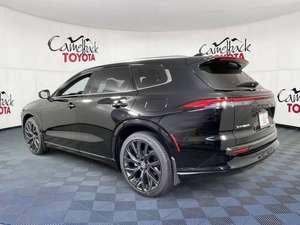 Se Vende Crown Signia Limited 2024, Manual, Volante a la Izquierda, Turbo, Cuero Oscuro - Product Image 4