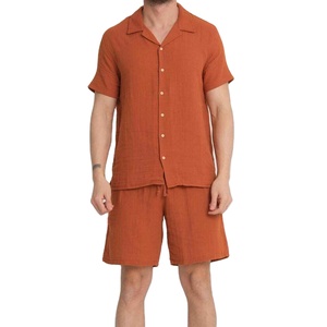 Ensemble d'été pour homme : Polo gaufré à manches courtes respirant en coton tricoté de couleur unie, avec t-shirt et short assortis – Ensemble 2 pièces - Product Image 1