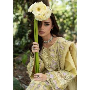 Ensemble de costume ELAF pour femmes, chemise brodée en dentelle à 3 pièces avec dupatta imprimé en mousseline et pantalon - BIC-4912 - Product Image 6