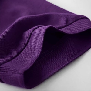 เสื้อโปโลสำหรับผู้ชายเสื้อโปโลผ้าฝ้าย100% พิมพ์ลายปักโลโก้ OEM สีล้วนเสื้อโปโล - Product Image 4