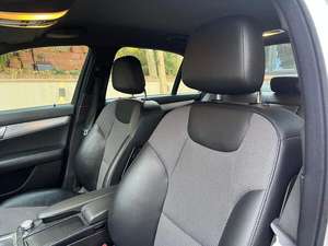 MERCEDES-BENZ Clase C USADO con Volante a la Izquierda/Derecha - Product Image 4