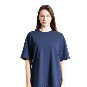 Haut décontracté d'été chaud pour femmes T-shirt à col rond coupe ajustée avec logo personnalisé T-shirt personnalisé - Product Image 1