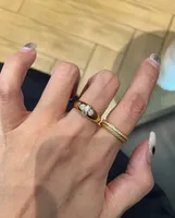 Anillo de Compromiso para Mujer Tishya Diamond, Plata de Ley 925, Chapado en Oro, 1.0 Quilates, Corte Brillante, Estilo Vintage, Moissanita, Canal de 6 mm