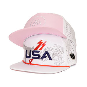 Casquettes Snapback en acrylique 6 panneaux personnalisables en gros pour hommes, design sportif avec logo brodé en 3D à pois et trous découpés au laser - Product Image 2
