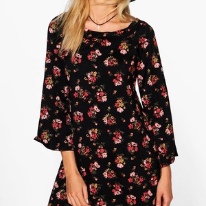 Robe décontractée pour femme en viscose, coupe ample, imprimé floral bohème, écologique, respirante, col cranté, mi-mollet, idéale pour l'été - Product Image 1