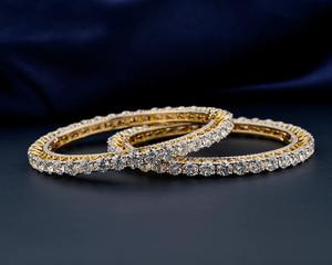 Brazaletes de diamantes cultivados en laboratorio de Plata de Ley 925, brazaletes de diamantes hechos en laboratorio para corte redondo nupcial - Product Image 4