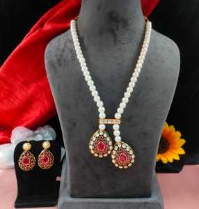 Pendentif Kundan classique avec perle Mala meilleure qualité Kundan et perles mélange d'élégance traditionnelle et moderne appel royal - Product Image 2