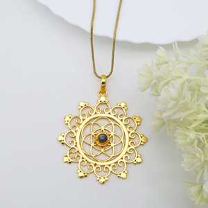New Design Labradorite Pendant Tribal Floral Necklace Boho Brass Jewelry For Women 18k Gold Plated Sacred Geometry Wholesale - Product Image 4