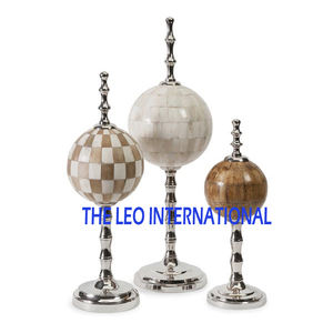 Aluminio Metal forma redonda acabado dorado esculturas modernas de India lujo hecho a mano hogar acento decorativo - Product Image 4