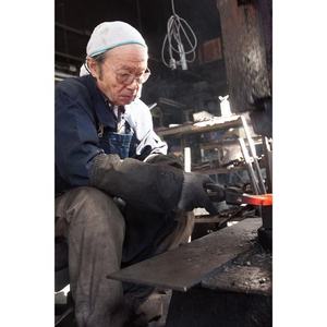 ขวานญี่ปุ่นคลาสสิก ผลงานชิ้นเอกของขวานหอก ผลิตโดยบริษัทมิซูโนะ เซอิซากุโจ ที่มีชื่อเสียง รุ่น 010-131 ขวานหอกมิซูโนะ - Product Image 4